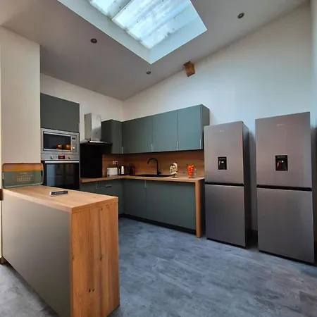 Le Repere Maison Avec Jardin Holiday home Tourcoing